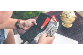 讨债型媳妇如何能过得好？——破解婚姻财务困境的智慧之道